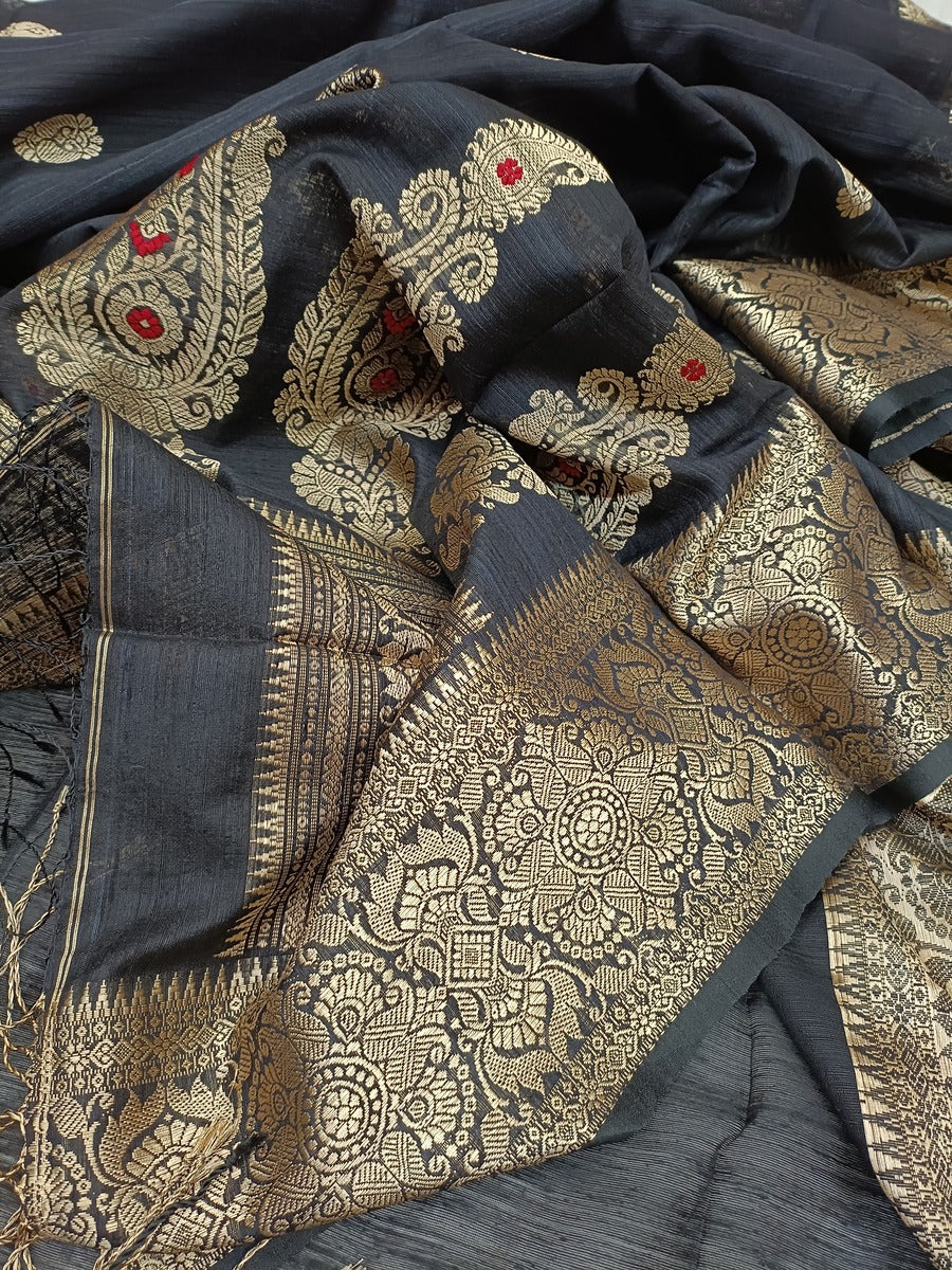 Black Handlooms Matka Banarasi  Silk Saree