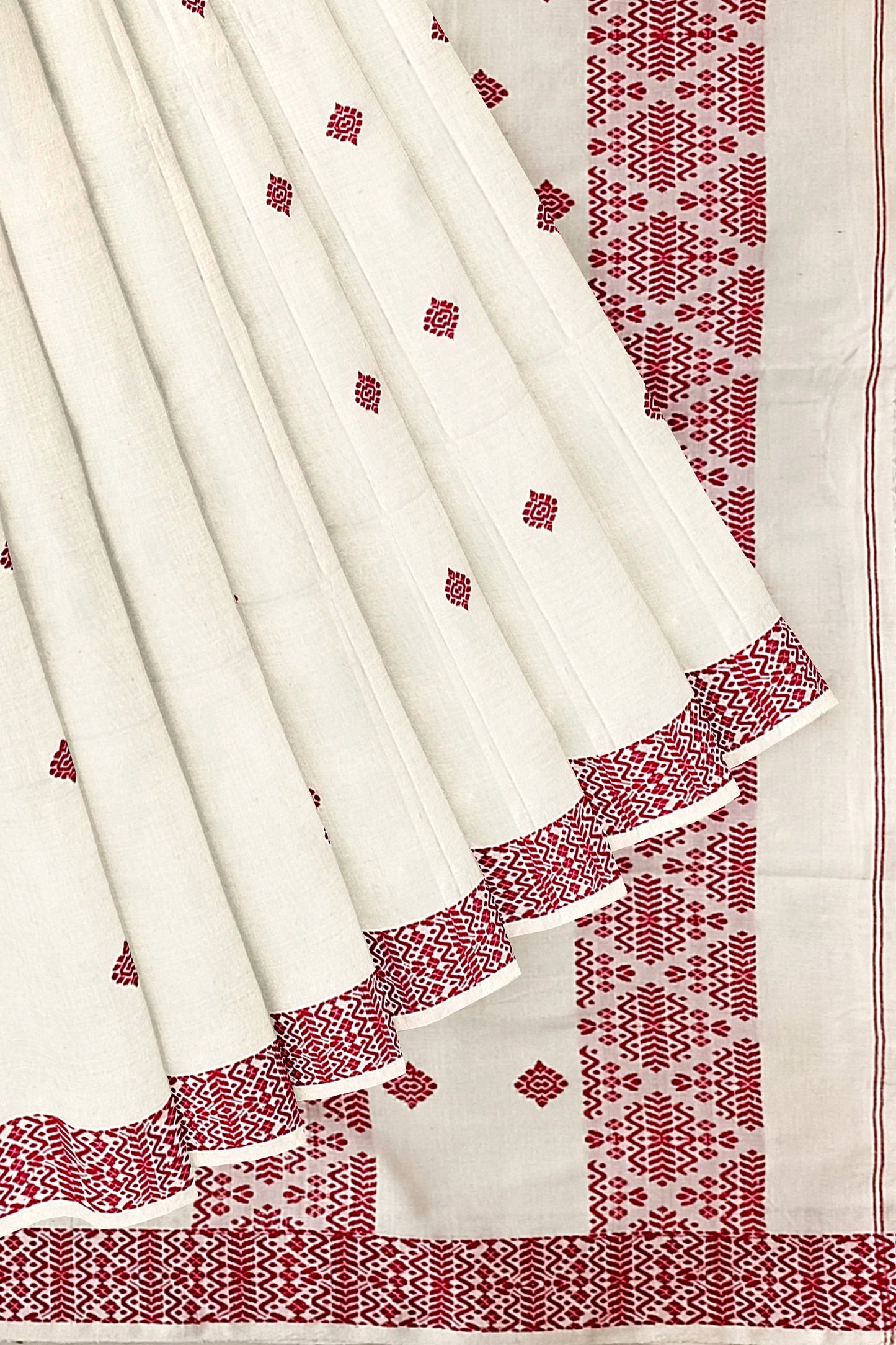 Off-White Red Premium Handloom Soft Cotton saree